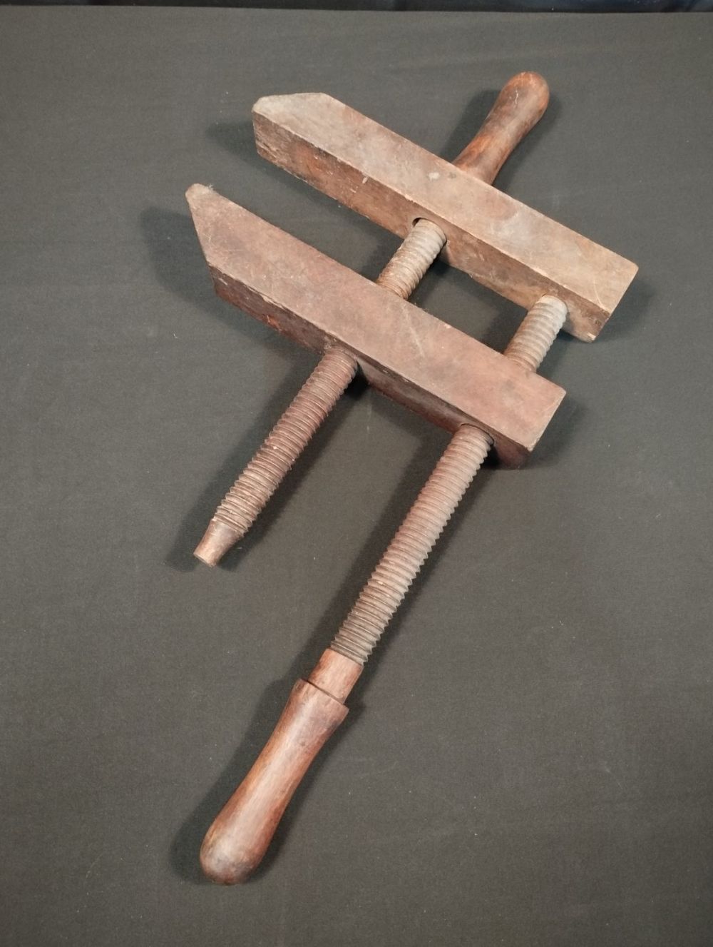 Lot 159: Vintage Wooden Carpenters Woodworking Clamp. Approx. 62cm Length.