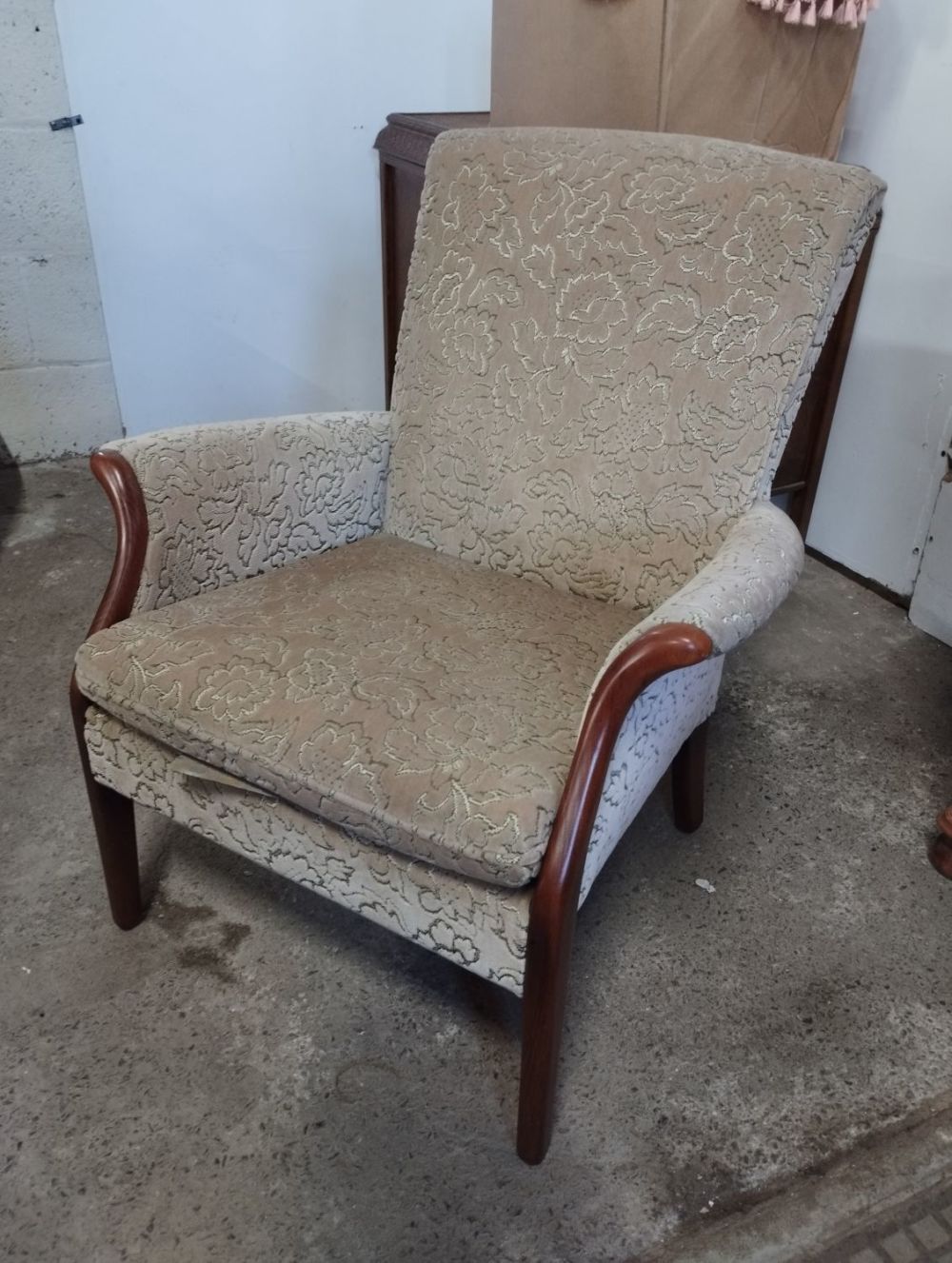 Lot 174: Original Vintage Parker Knoll PK 749 Easy Armchair.