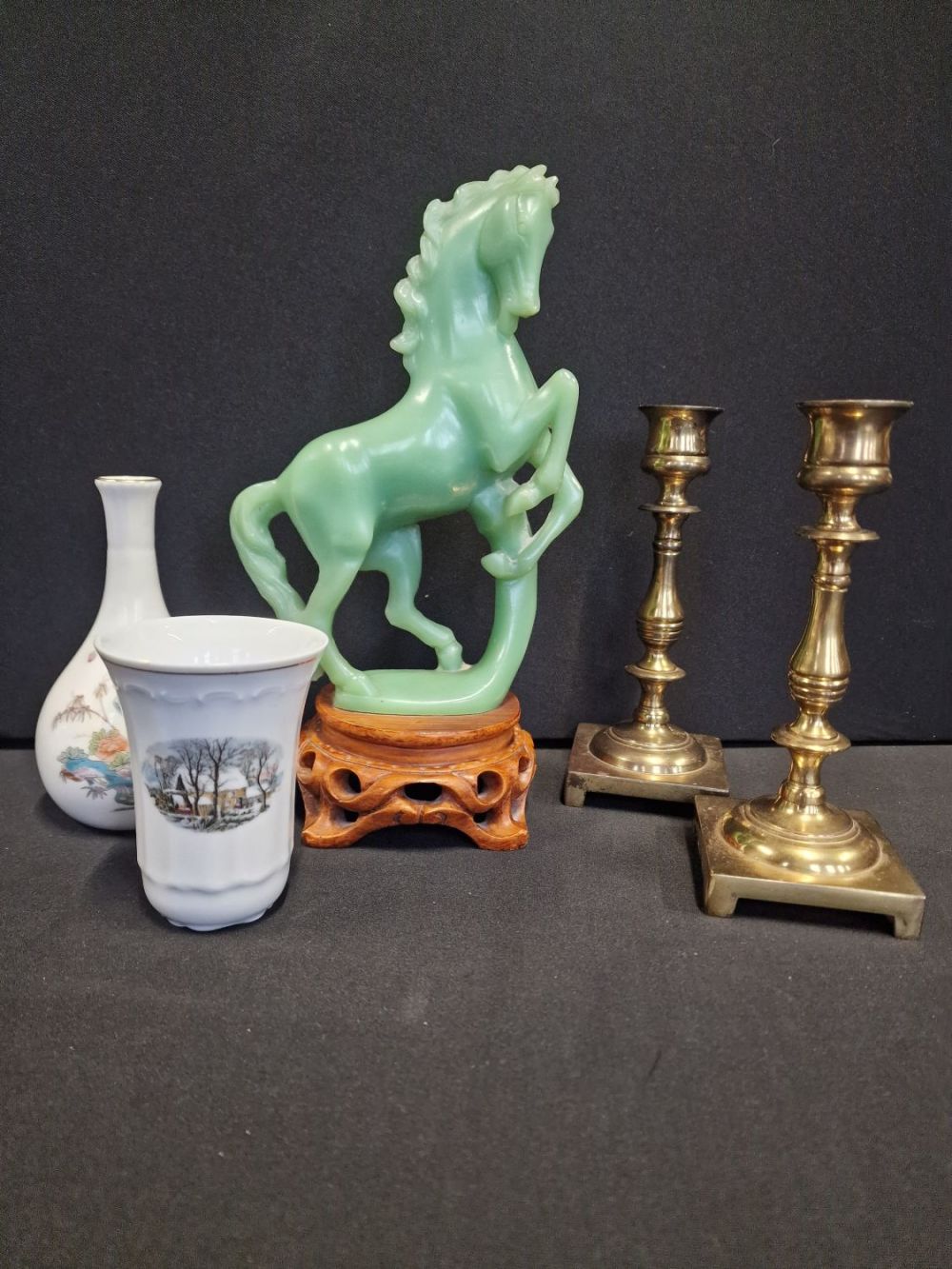 Lot 221: A selection of vintage items including a pair...