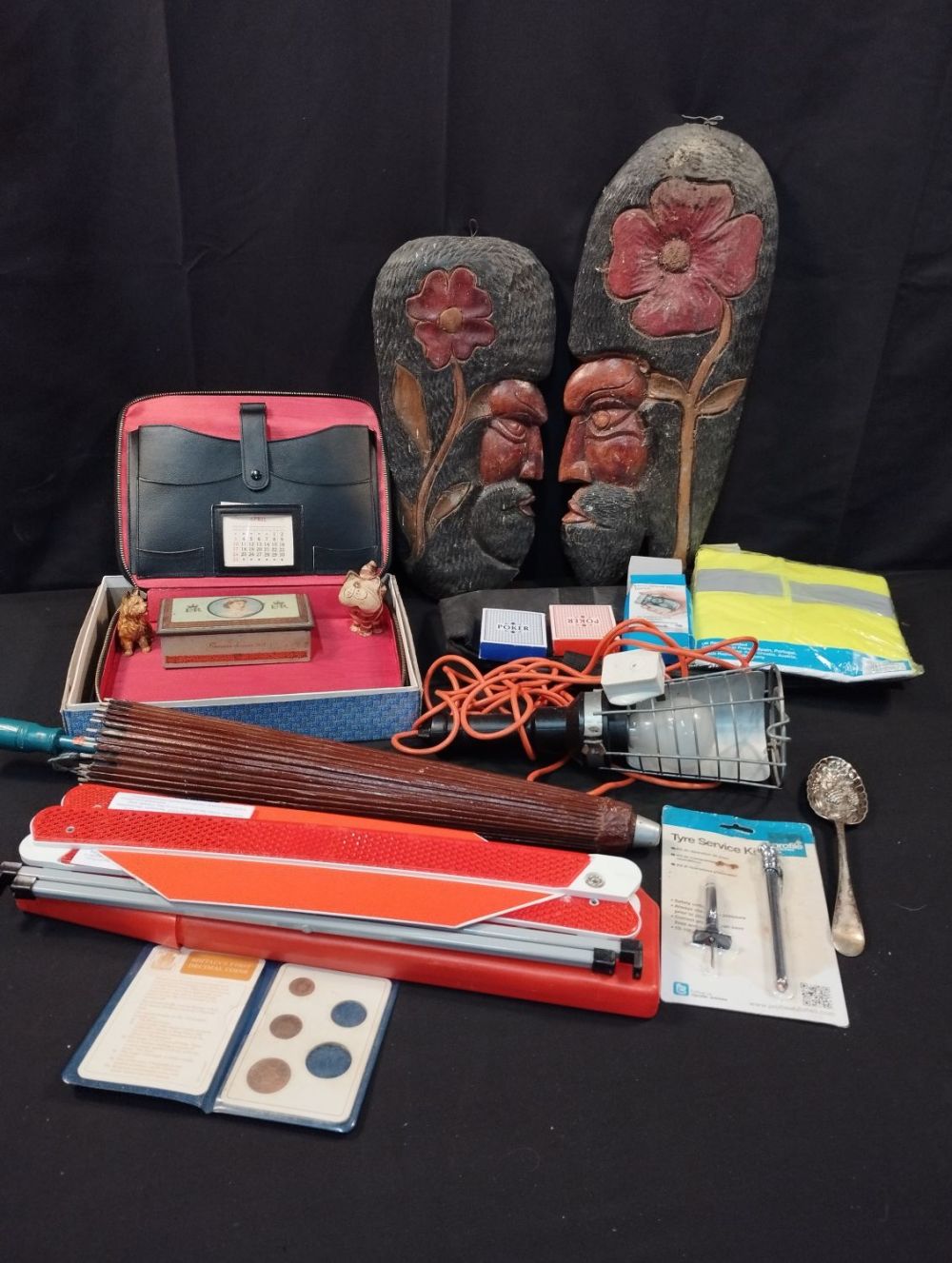 Lot 248: Selection of Vintage Collectable Items and Automotive Items.