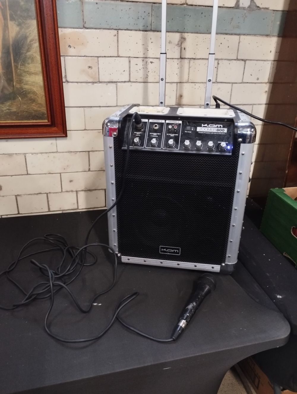 Lot 328: Kam Zoomer 800 Portable PA System with Built...
