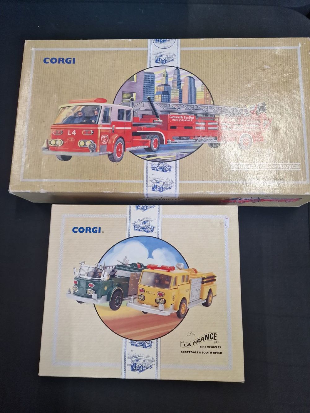 Lot 339: CORGI Collectables. Le France Fire vehicle Scottdale &...
