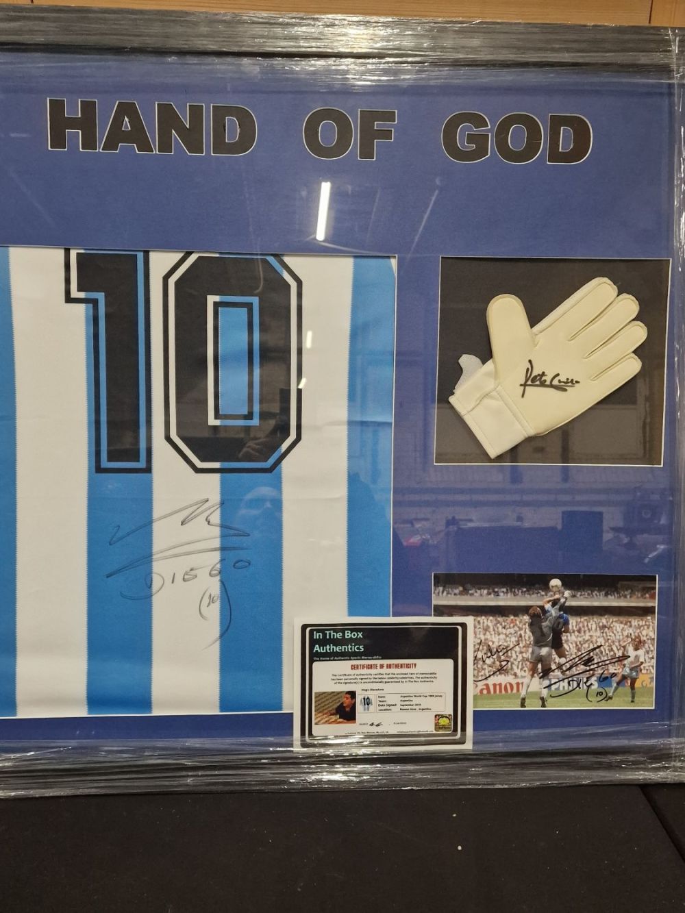 Lot 391: A Hand of God framed 1986 Argentina World...