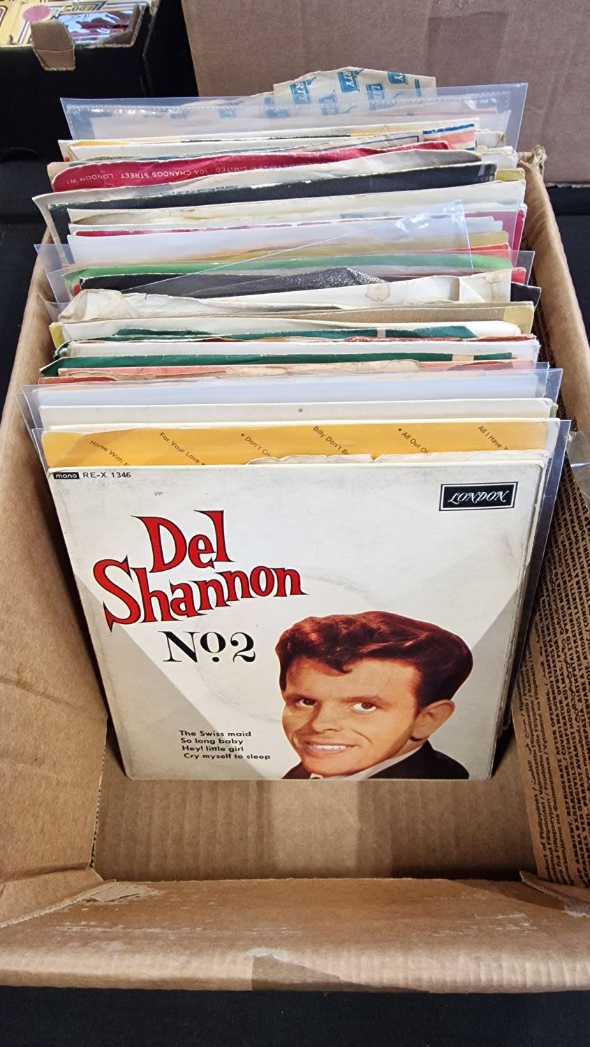 Lot 283: Over 70 45s various genre.