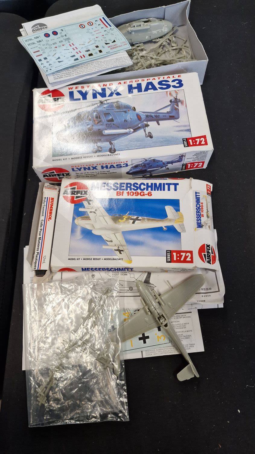 Lot 73: Two vintage AIRFIX model kits.