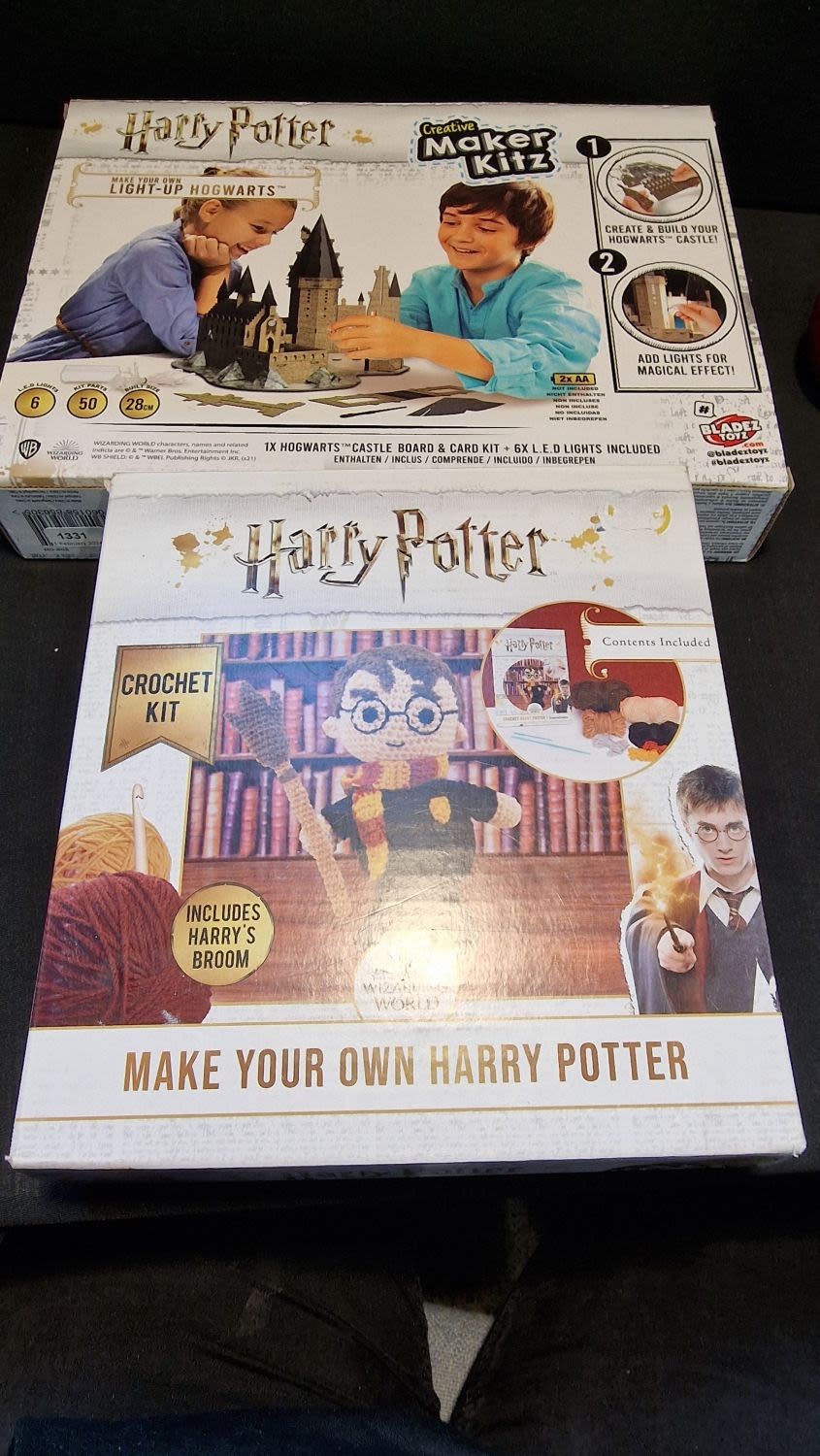 Lot 92: Brand new Harry Potter make your own light...