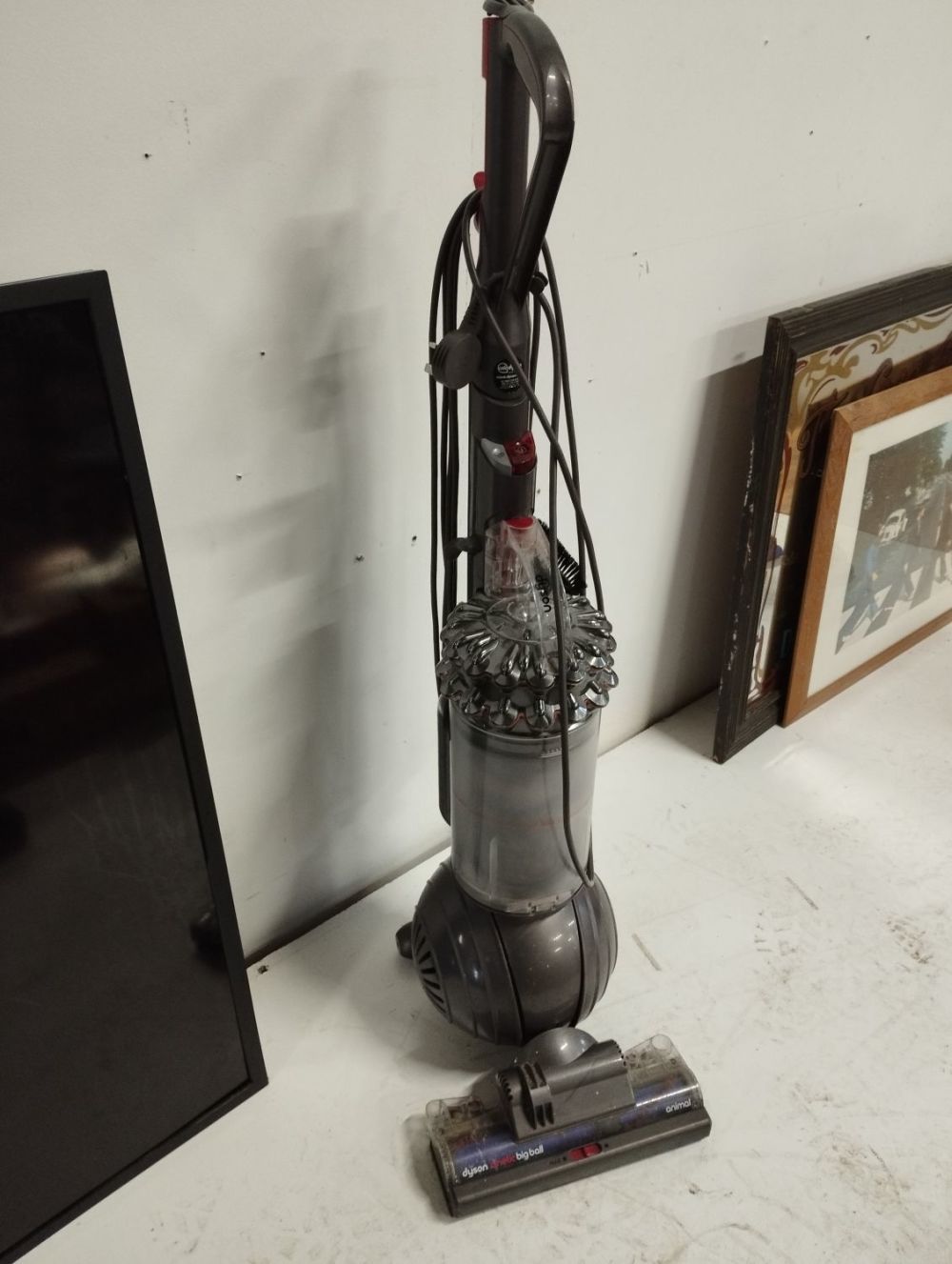 Lot 220: Dyson Cinetic Big Ball Animal Upright Vacuum Cleaner...