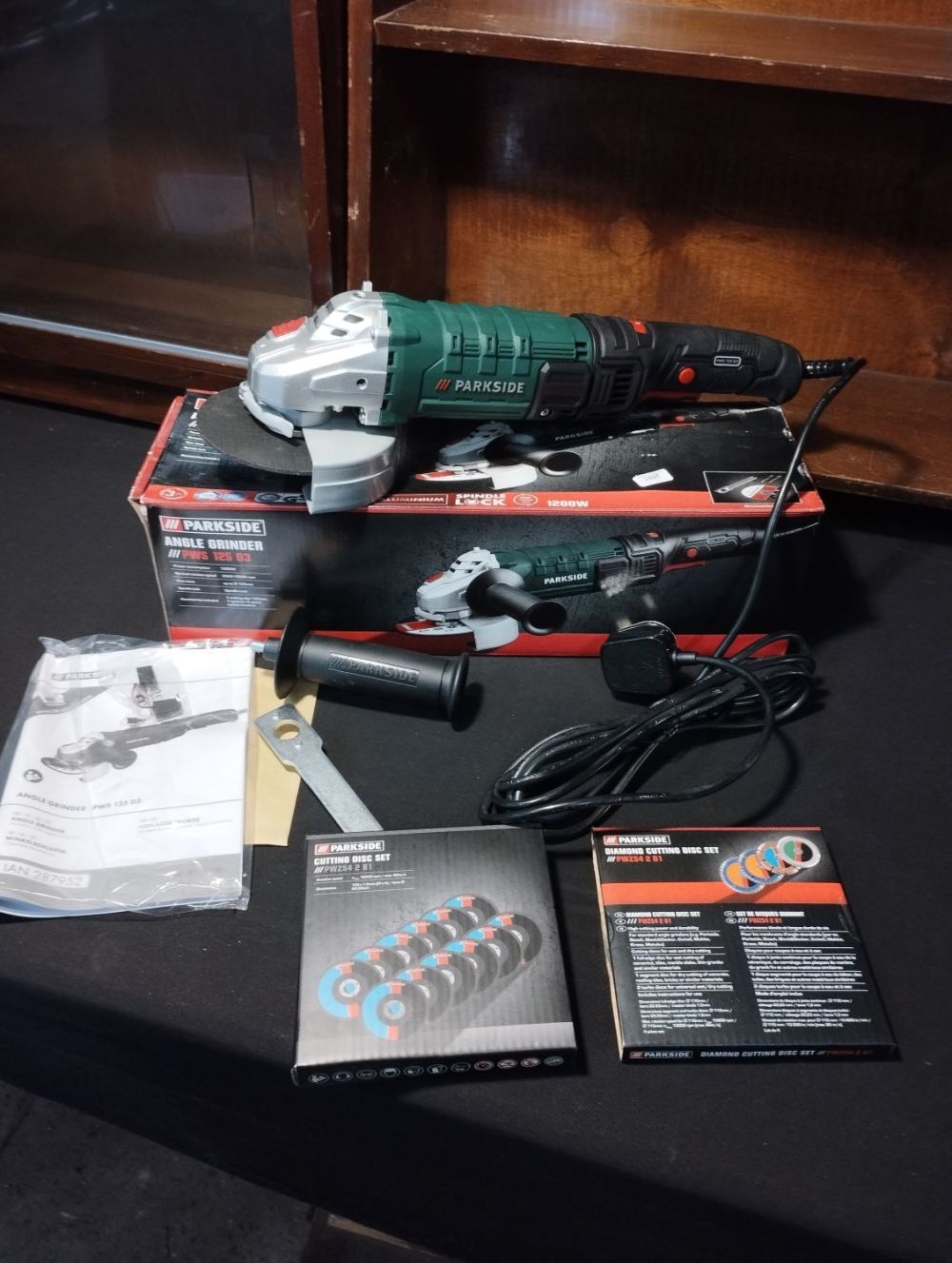 Lot 233: Parkside 125mm Angle Grinder 1200w with Accessories and...