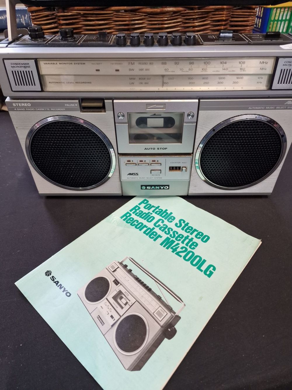 Lot 364: SANYO Portable stereo cassette recorder M4200LG