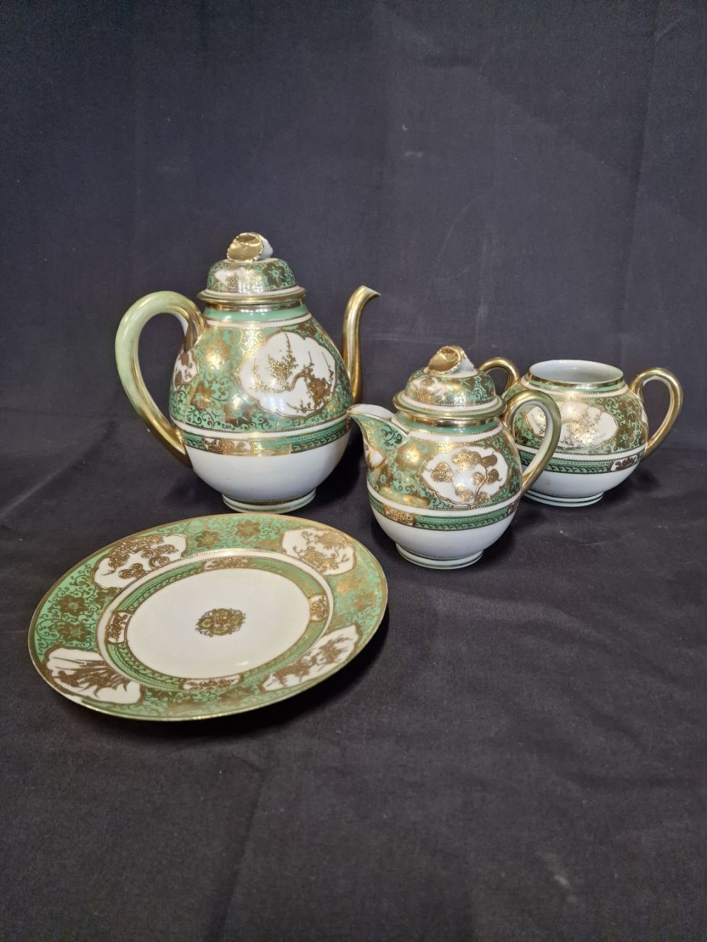 Lot 391: A stunning set of Japanese SatSuma tea service....