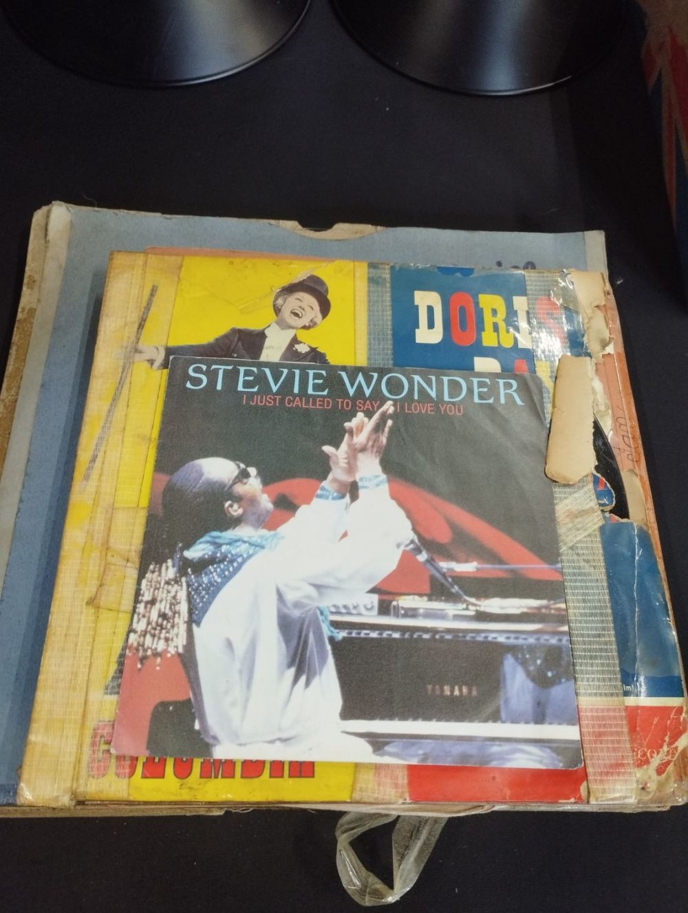 Lot 413: Selection of Vintage 75RPM Records