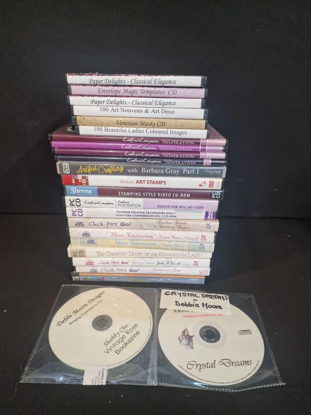 Lot 166: 24 Arts and Craft CD for.craft making, by...