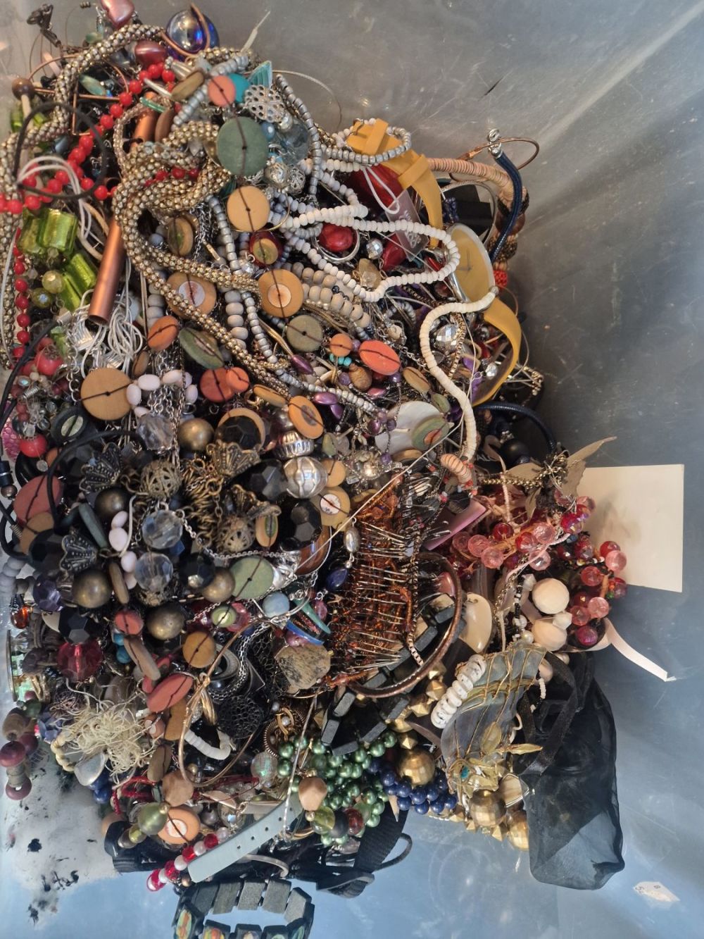 Lot 167: A huge collection of Unsorted costume Jewellery. AF