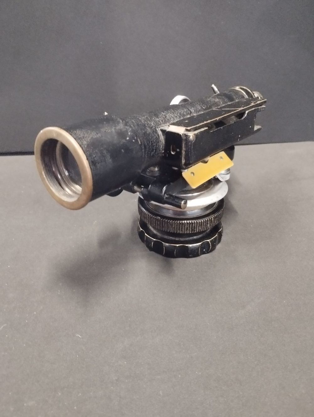 Lot 176: Antique ER Watts & Son London Surveyors Level