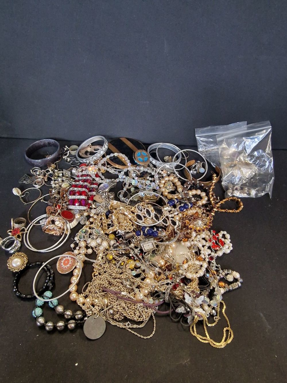 Lot 230: A large selection of costume jewellery.