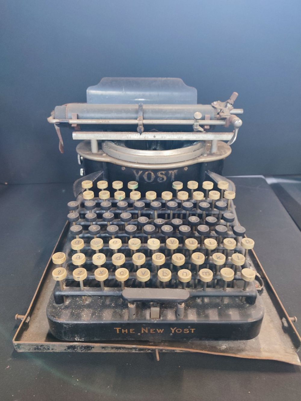 Lot 257: Antique original Yost Typewriter with cover
