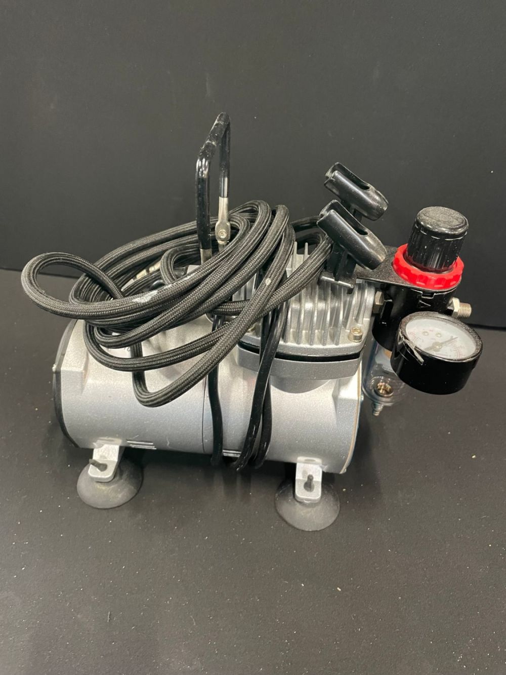 Lot 301: Dektop Mini Compressor (working)