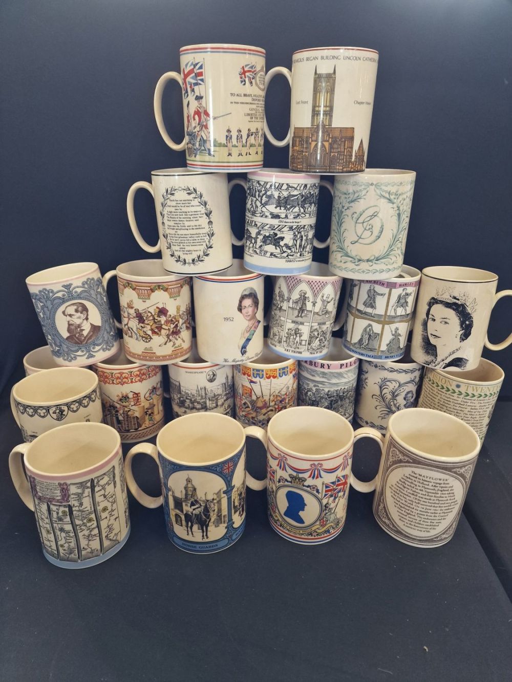 Lot 362: A large collection of wedgewood of Etruria and...