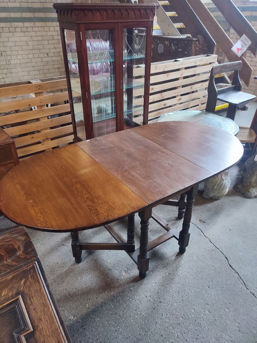 Lot 406: Large vintage gate leg folding Mahogany dining table