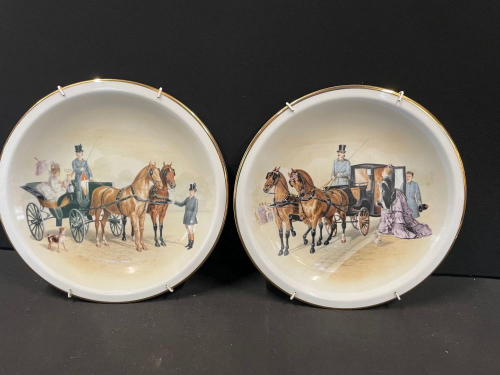 Lot 63: 2 x Vintage Decorative Plates 'Musee Carnavalet'