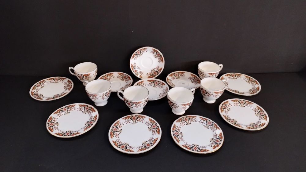Lot 153: Colclough 16 piece cup, saucers and side plate...
