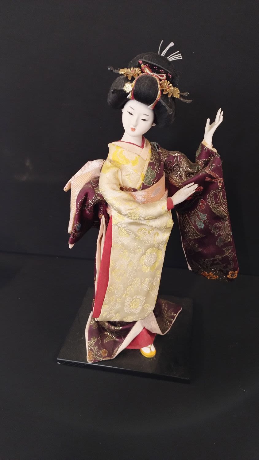 Lot 158: Figure of a Japanese geisha in traditional dress...