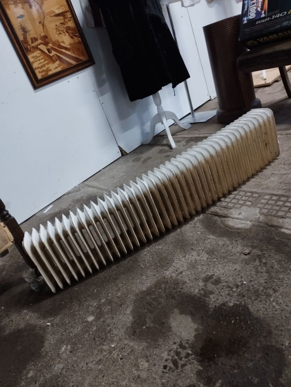 Lot 313: Gulf Curved Bay Window 40 Fin Radiator. Includes...