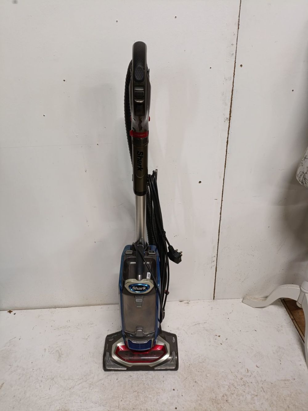Lot 374: Shark Upright Vacuum Cleaner model number NV681UK tested...