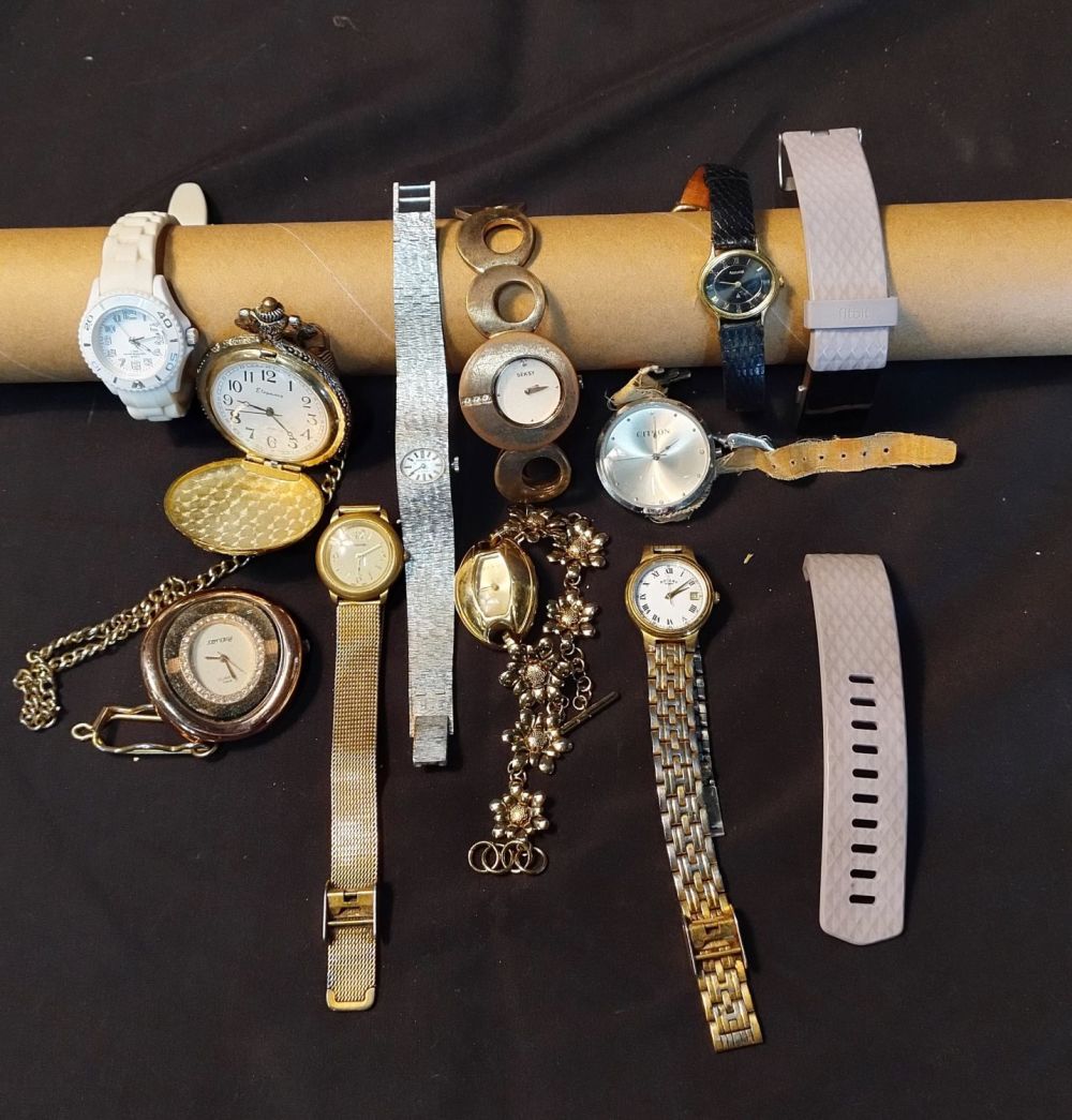 Lot 419: Selection of 11 watches brand names and generic,...