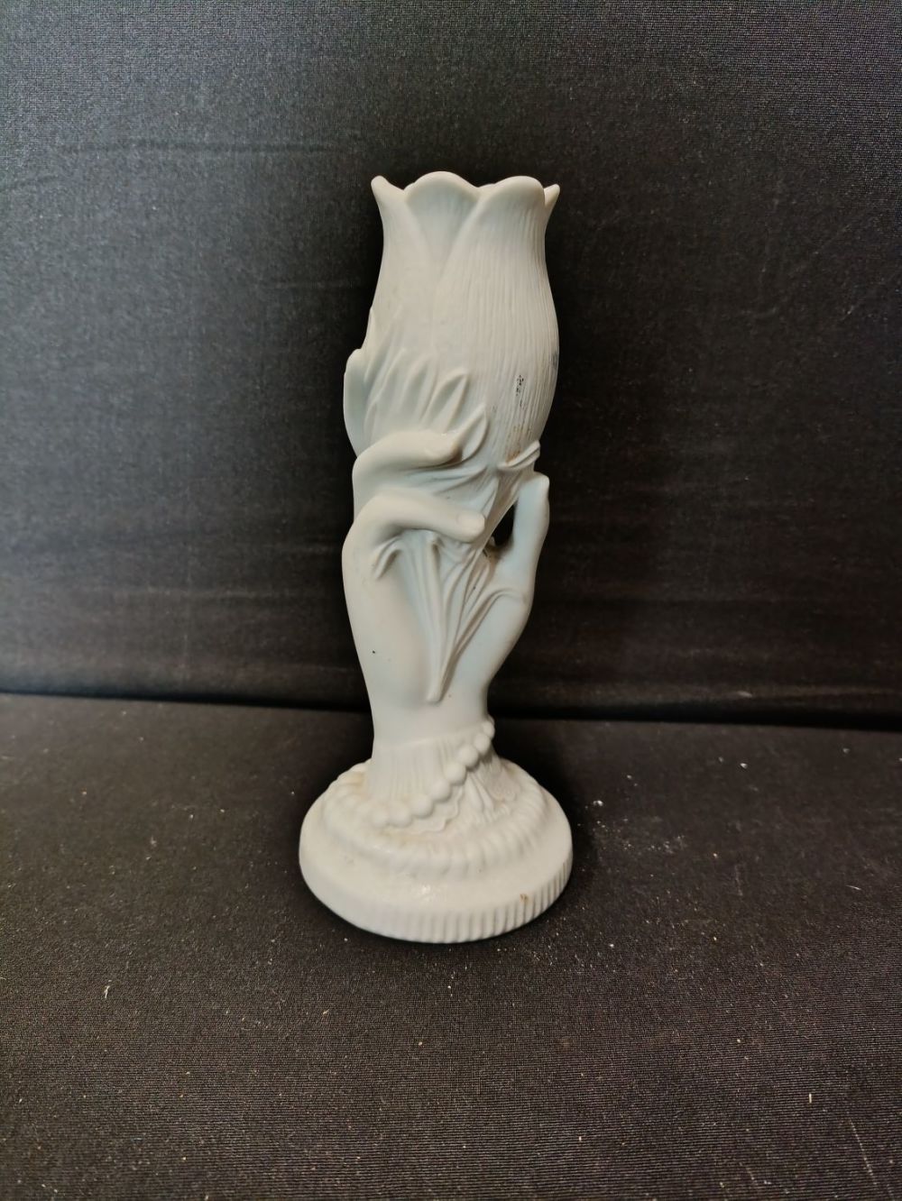 Lot 460: Portmeirion White Porcelain Tulip Vase from the British...