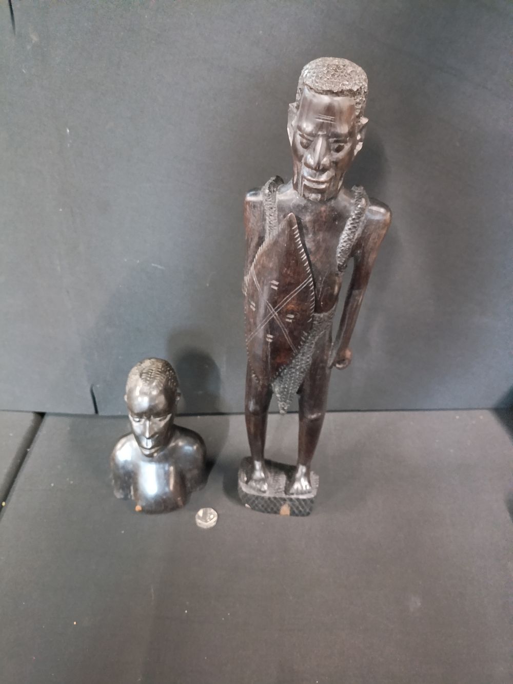 Lot 428: 2 Ebony Africana Figurines