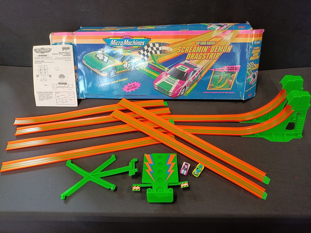 Lot 306: Micro Machines Rip Cord Racers Screaming' Demon Dragstrip...