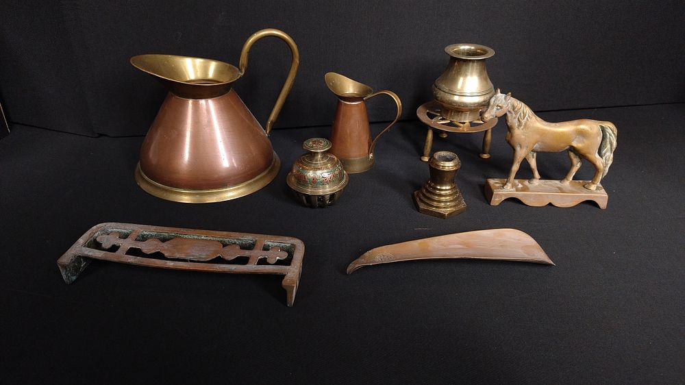 Lot 399: Various brass and copper items including Vintage Brass...