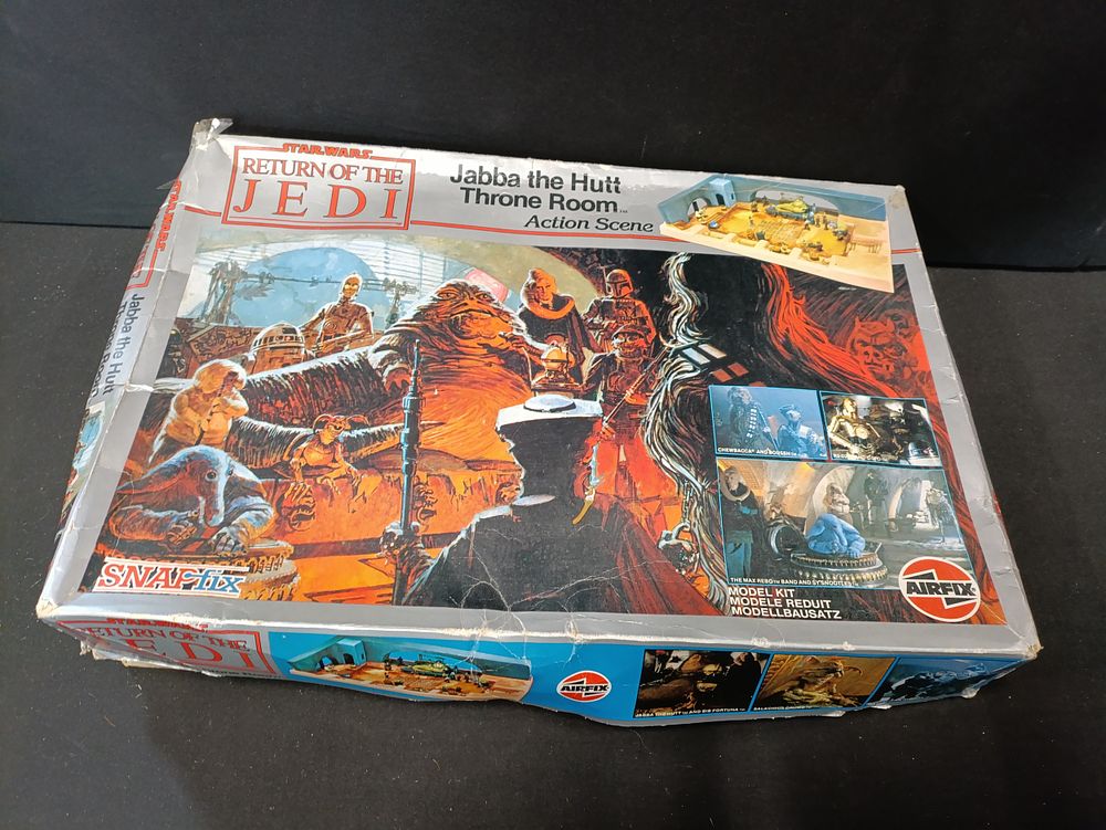 Lot 428: Vintage 1983 Airfix Jabba the Hutt Throne Room