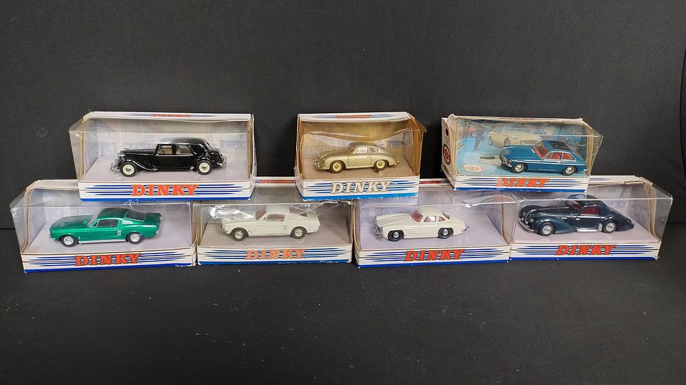 Lot 454: Matchbox Dinky cars, x7 including the MGB, Porsche,...