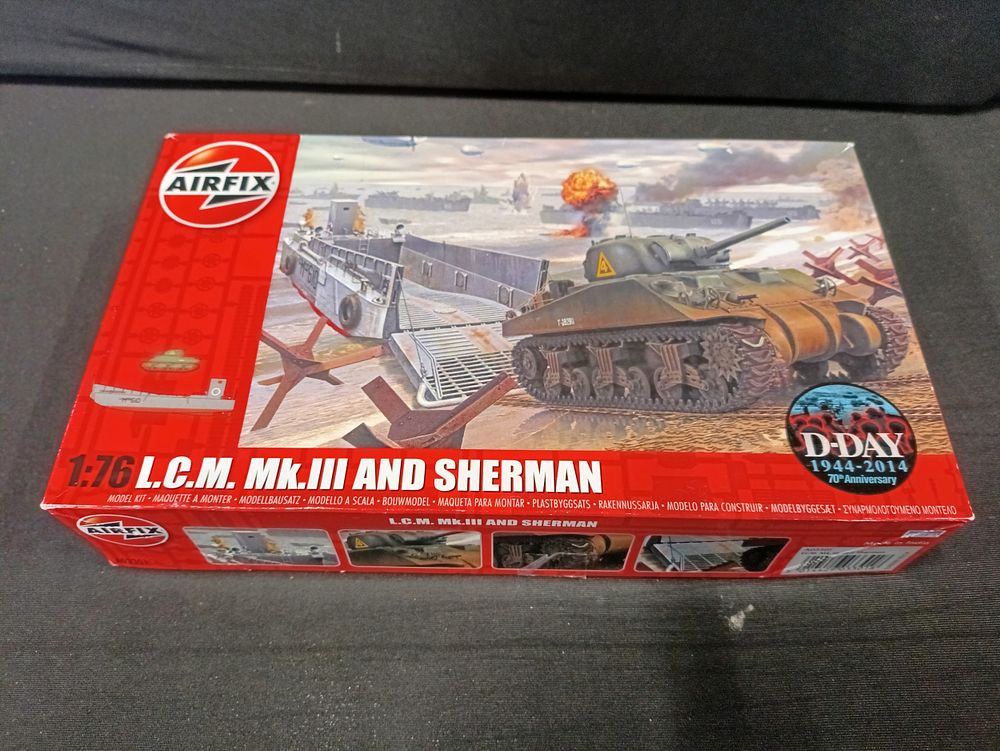 Lot 54: Airfix L.C.M. Mk.III and Sherman scale 1:76 model...
