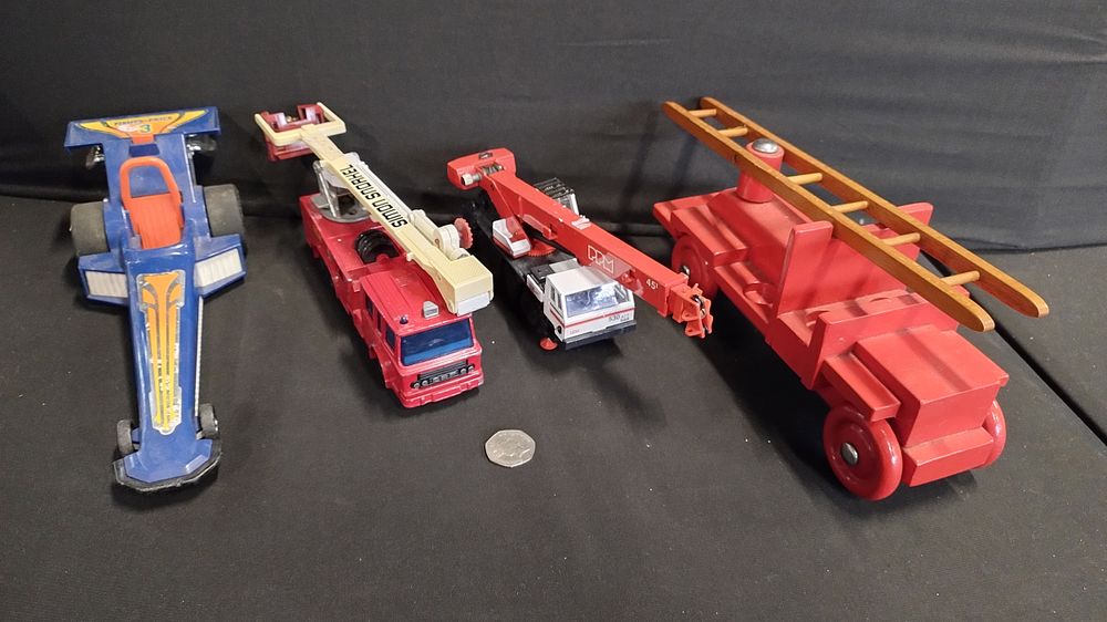 Lot 153: Fisher Price Vintage 1980 Adventure People Wheelie Dragster...