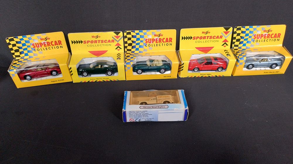 Lot 181: Collection of five Maisto supercars , MG RV8,...