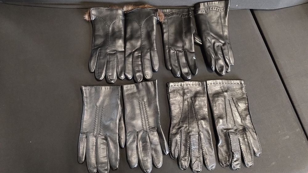Lot 187: 4 pairs of ladies and mens leather gloves,...