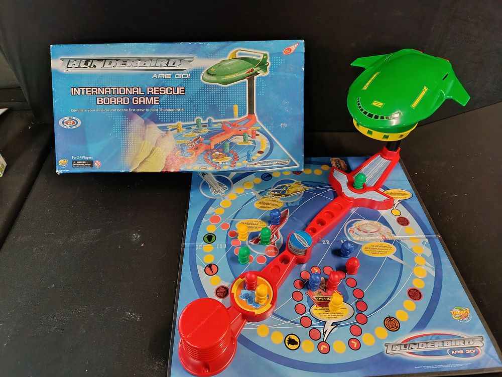 Lot 253: Vintage Thunderbirds are go international rescue board game