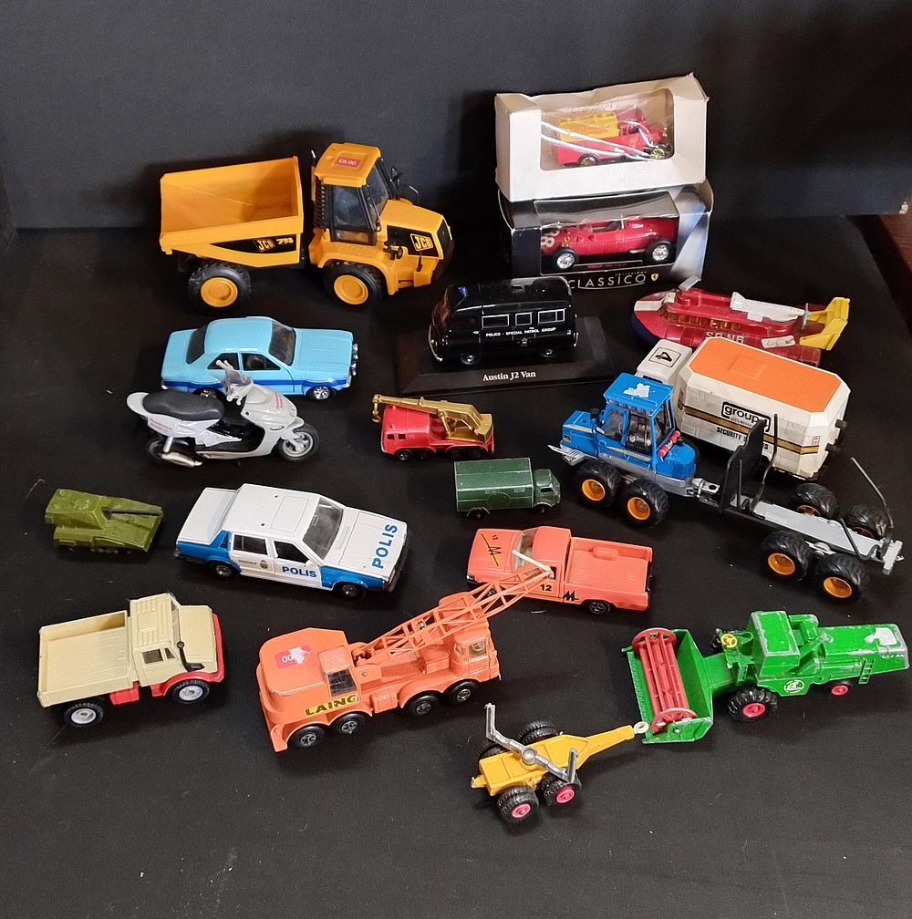 Lot 264: Collection of vintage diecast cars Dinky, Matchbox corgi...
