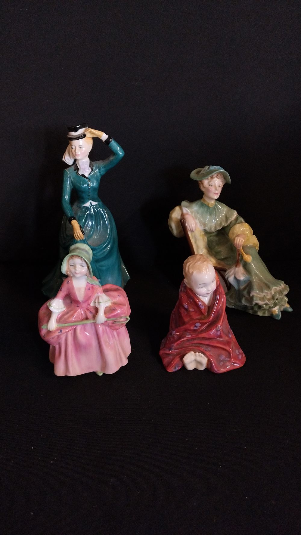 Lot 281: Royal Doulton assorted figurines, This little pig, Ascot,...