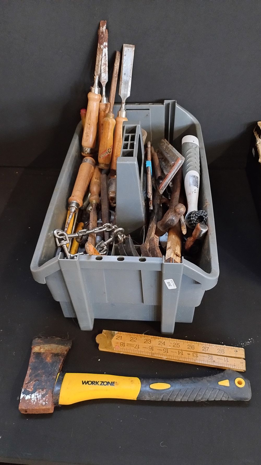 Lot 291: Tool box with tools, axe, folding ruler, chisels...