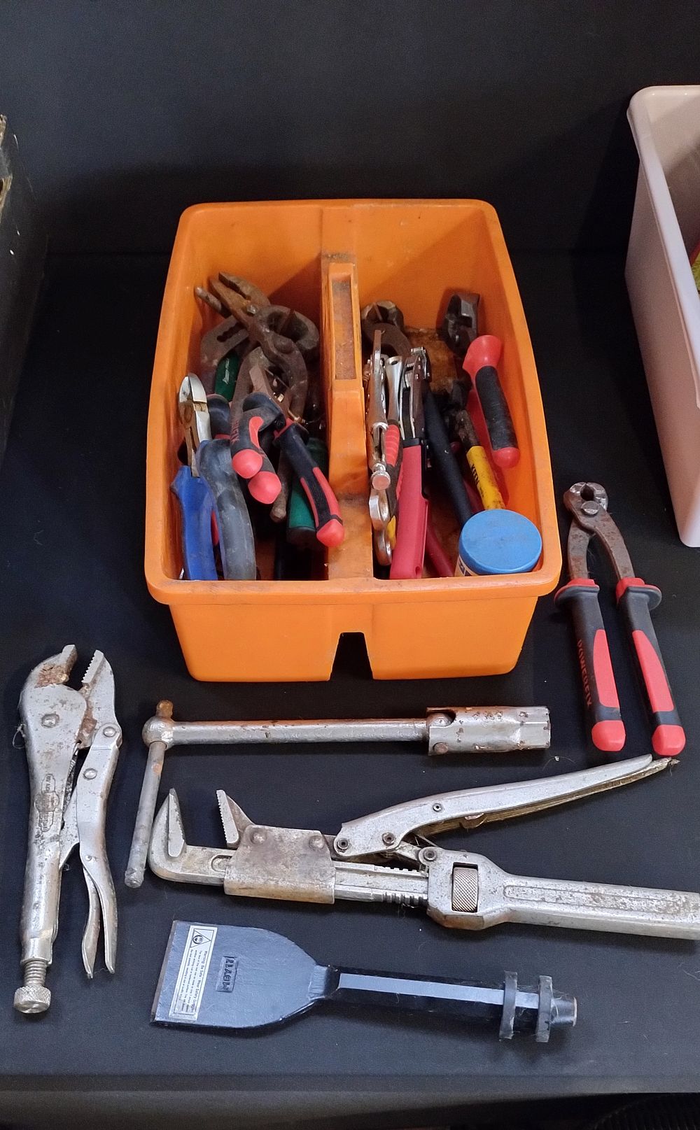 Lot 295: Toolbox with various tools, pliers, wire snips nail...