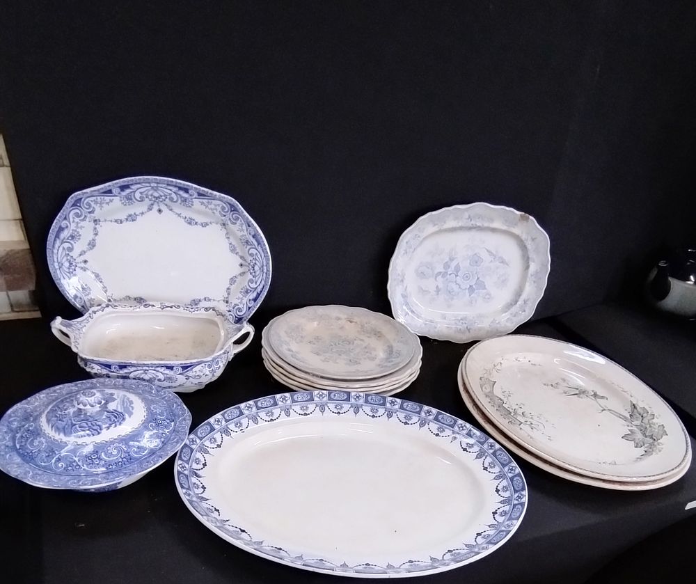 Lot 46: Various vintage plates, tureens, and 5 antique wedgwood...