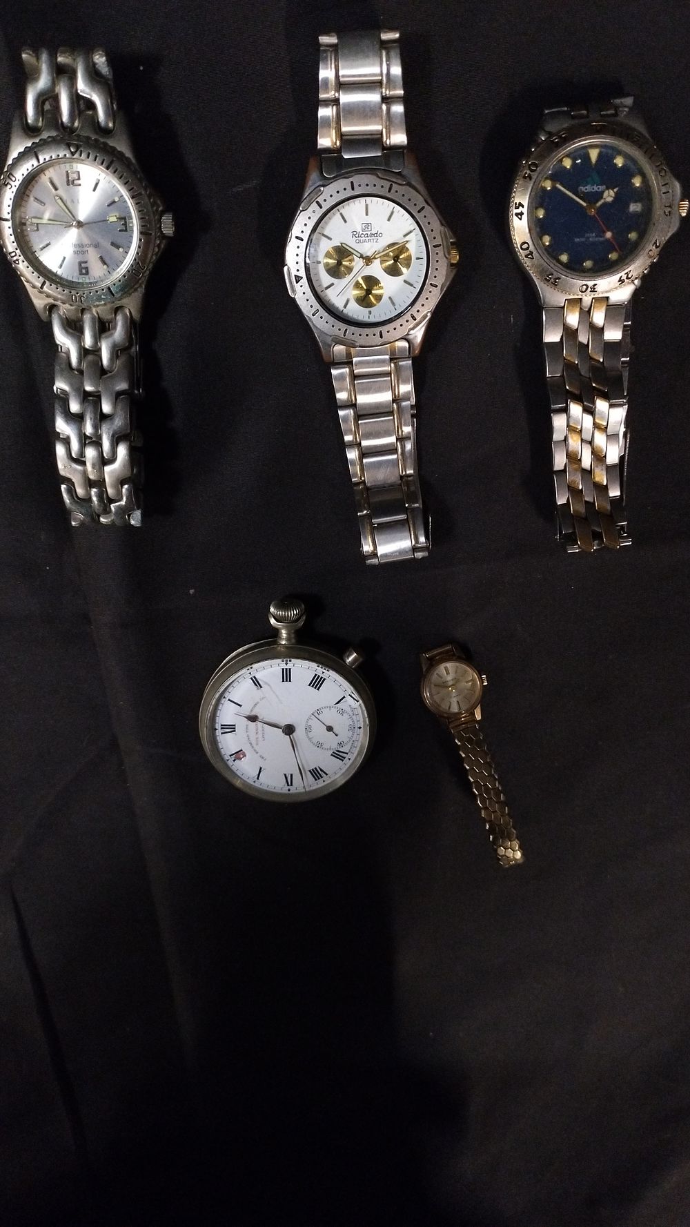 Lot 132: 3 gents sports watches, pocket watch and ladies...