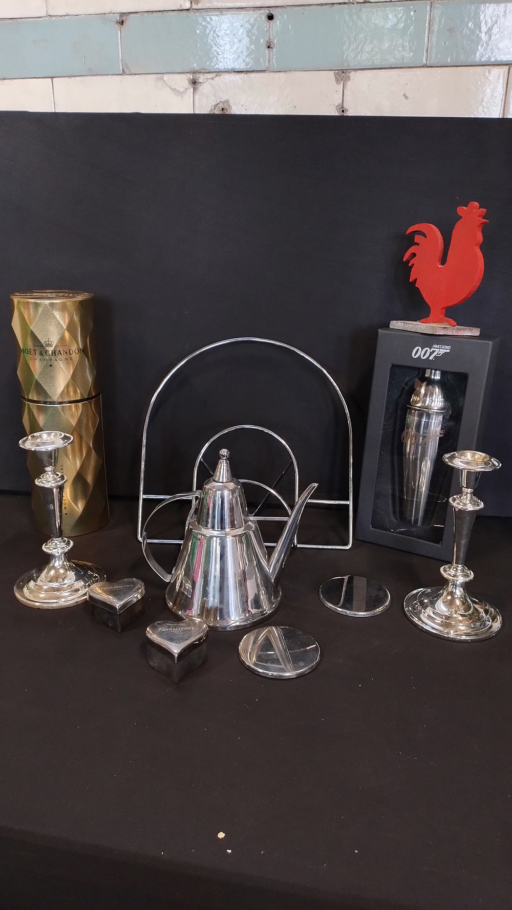 Lot 134: Selection of metalware including, boxed 007 cocktail shaker,...