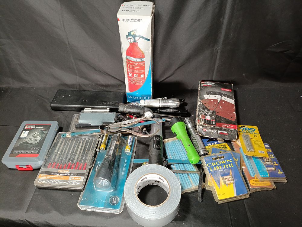 Lot 259: Selection of tools and accessories including flashlights drill...