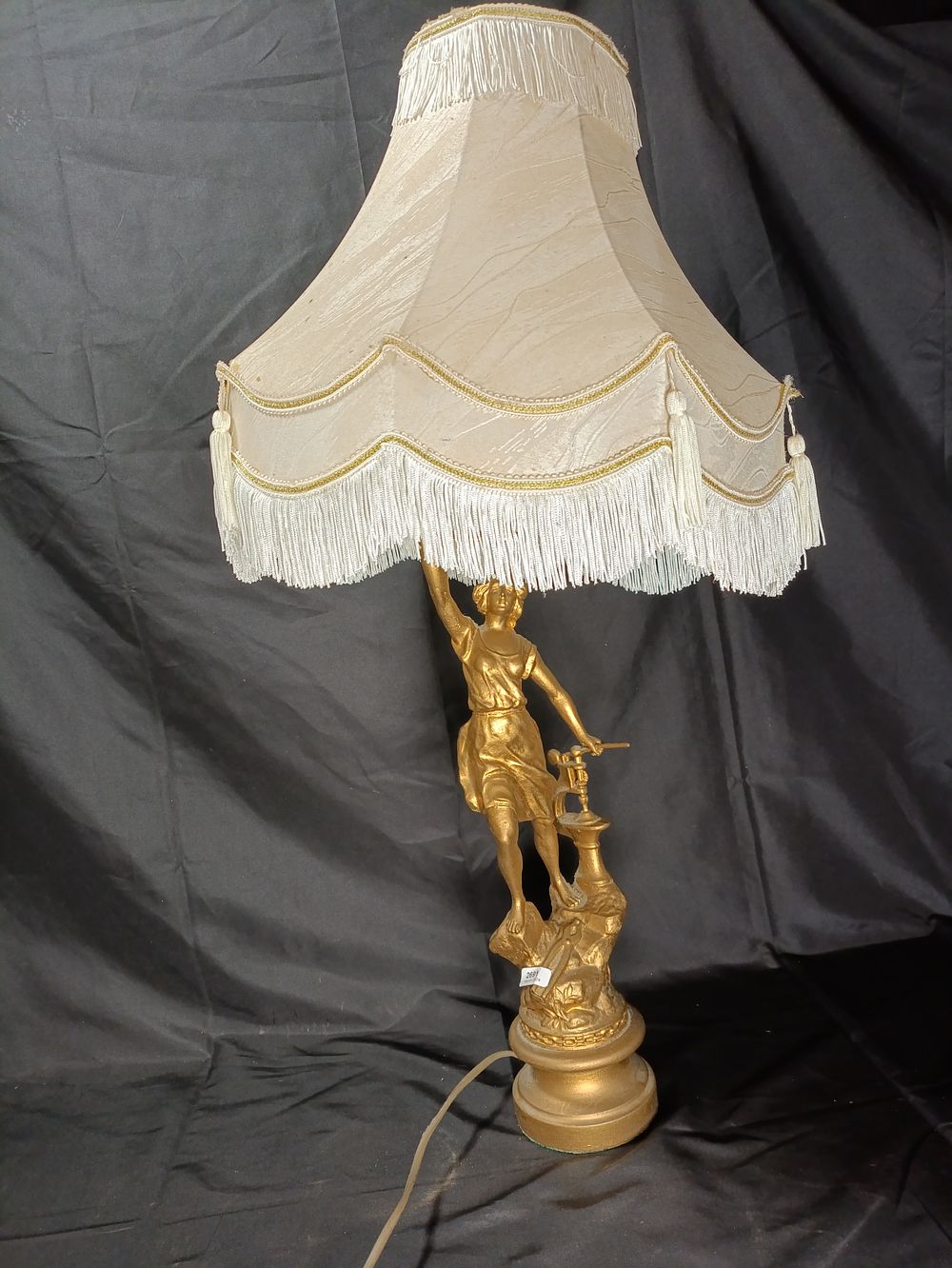 Lot 294: Gilded alloy French art Nouveau style table lamp...