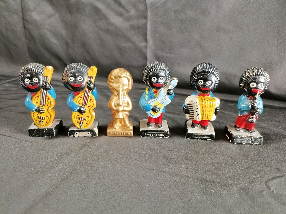 Lot 303: Collection of Robertson Jam band figures